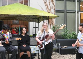 Summer Jam and Amsterdam Canal Tour Highlight Student Life at Wittenborg